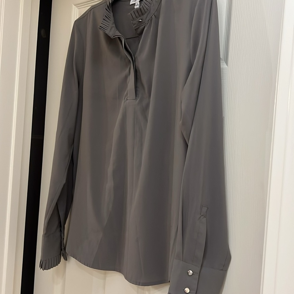 Calvin Klein top - Picture 5 of 8